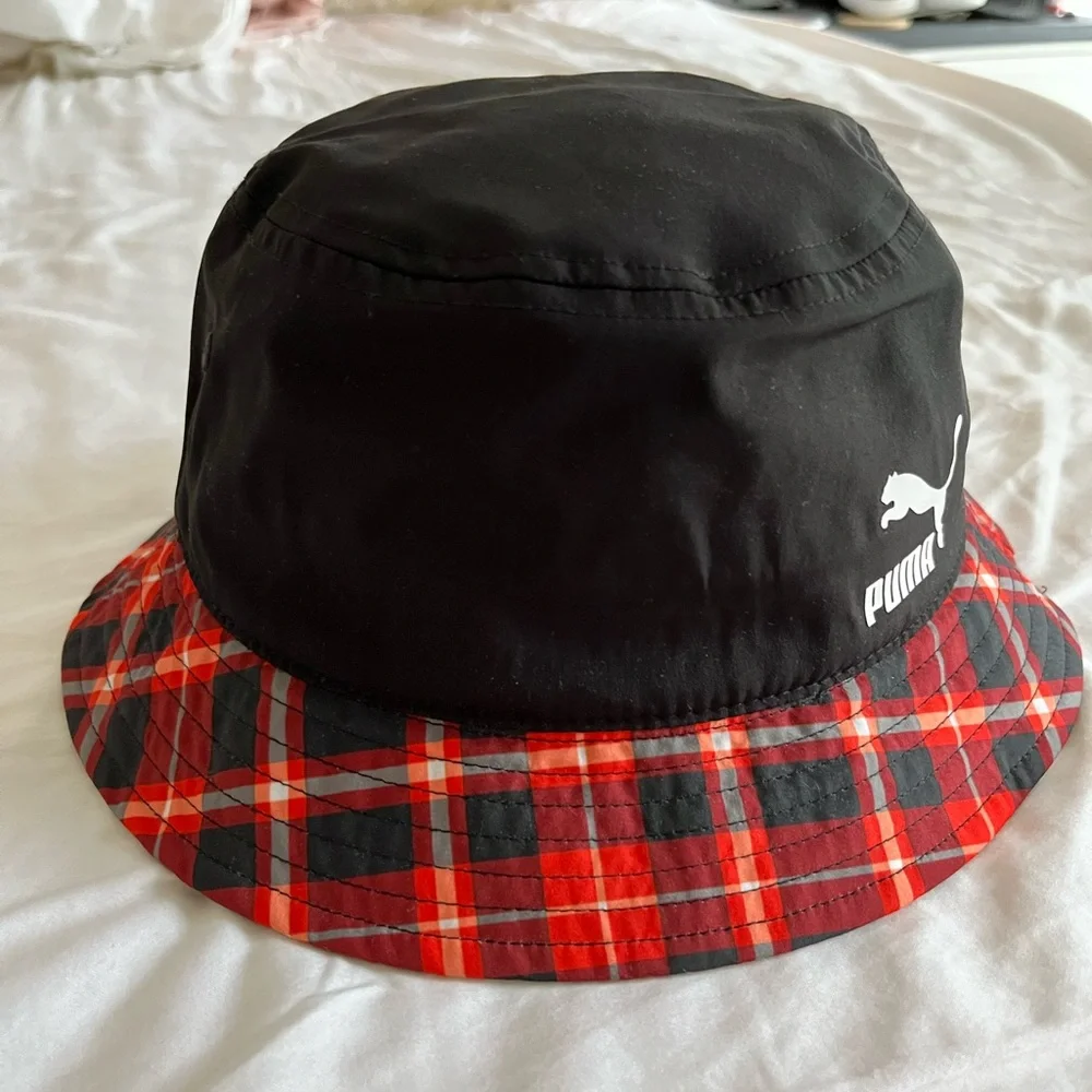 Puma Exclusive Red Check Bucket Hat Unisex Adult. Preowned. - Picture 2 of 3